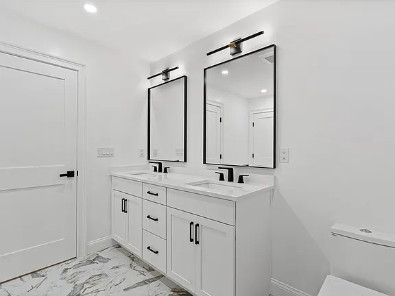 0ff633ce0089865e511ea5f1c1ba2cf6-cc_ft_576