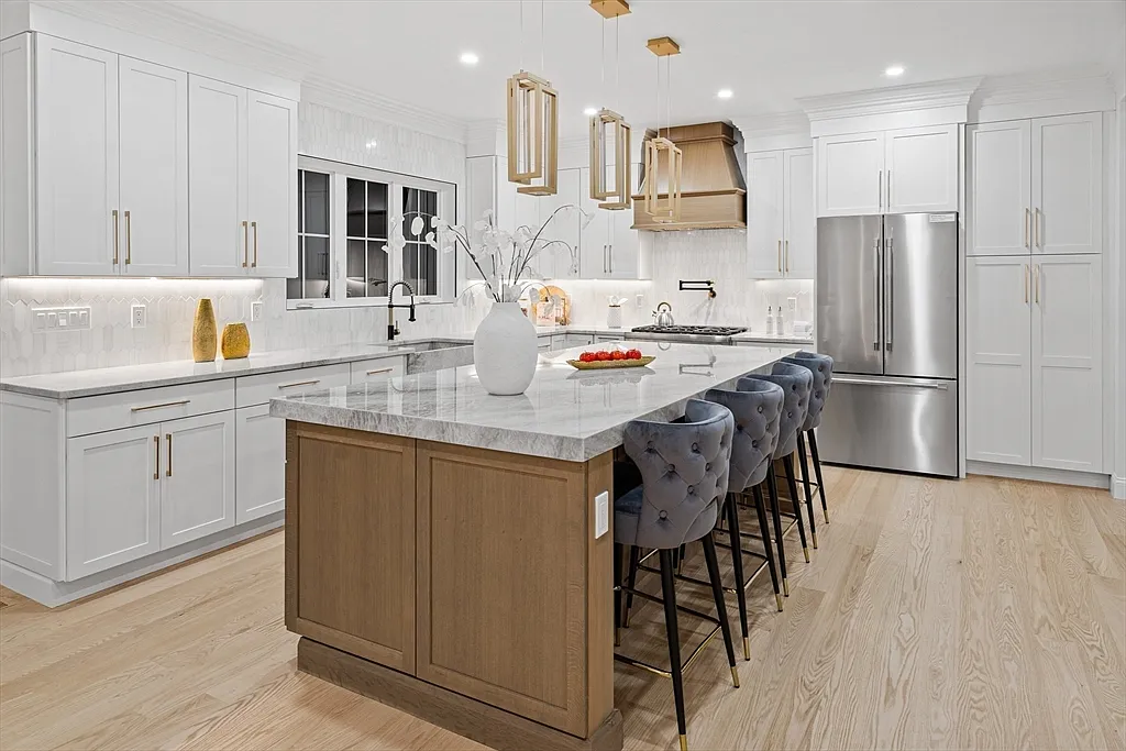 2e829818af7f01b5dca55d819d1c260b-uncropped_scaled_within_1536_1152