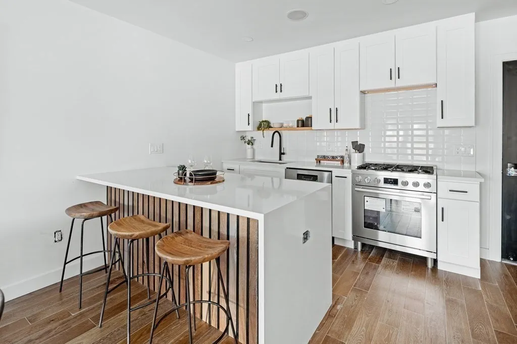 b2b6c2e031207b398017e2fce94190fdl-m2520930790rd-w1280_h960